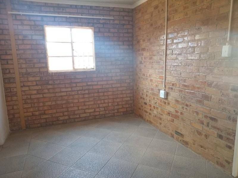 4 Bedroom Property for Sale in Bloemhof North West
